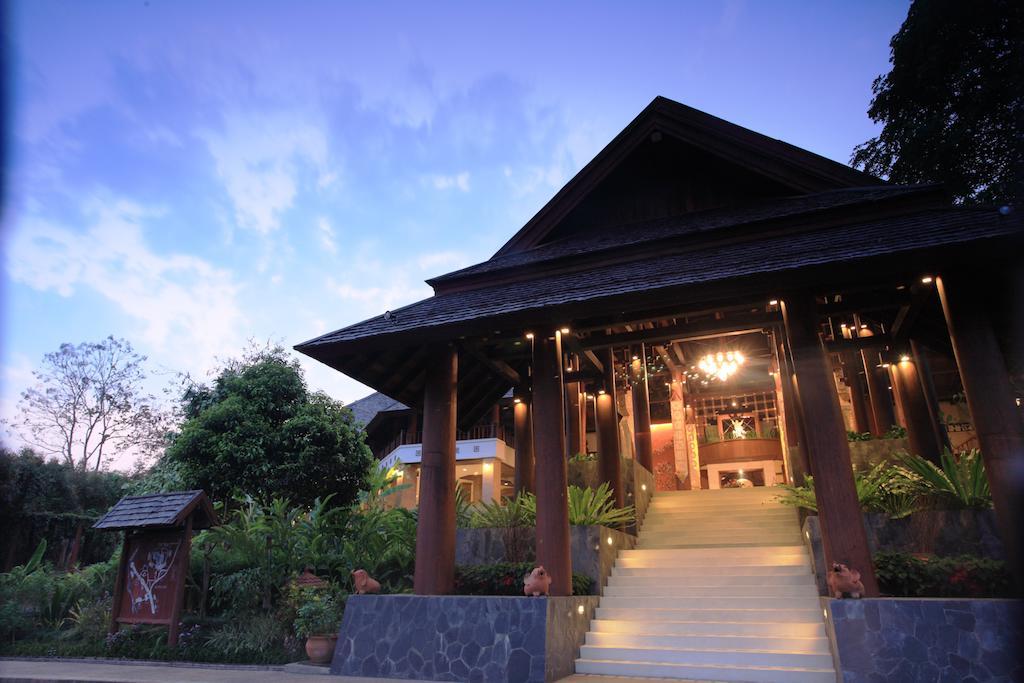 Suanthip Vana Resort Chiang Rai Exteriör bild
